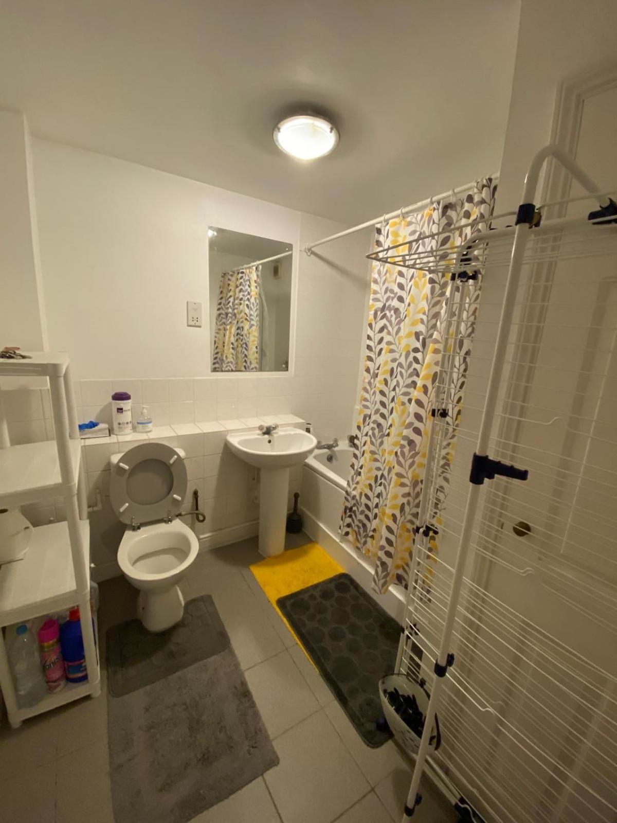 לונדון The Right Place. A Fabulous/Cozy Double Room מראה חיצוני תמונה